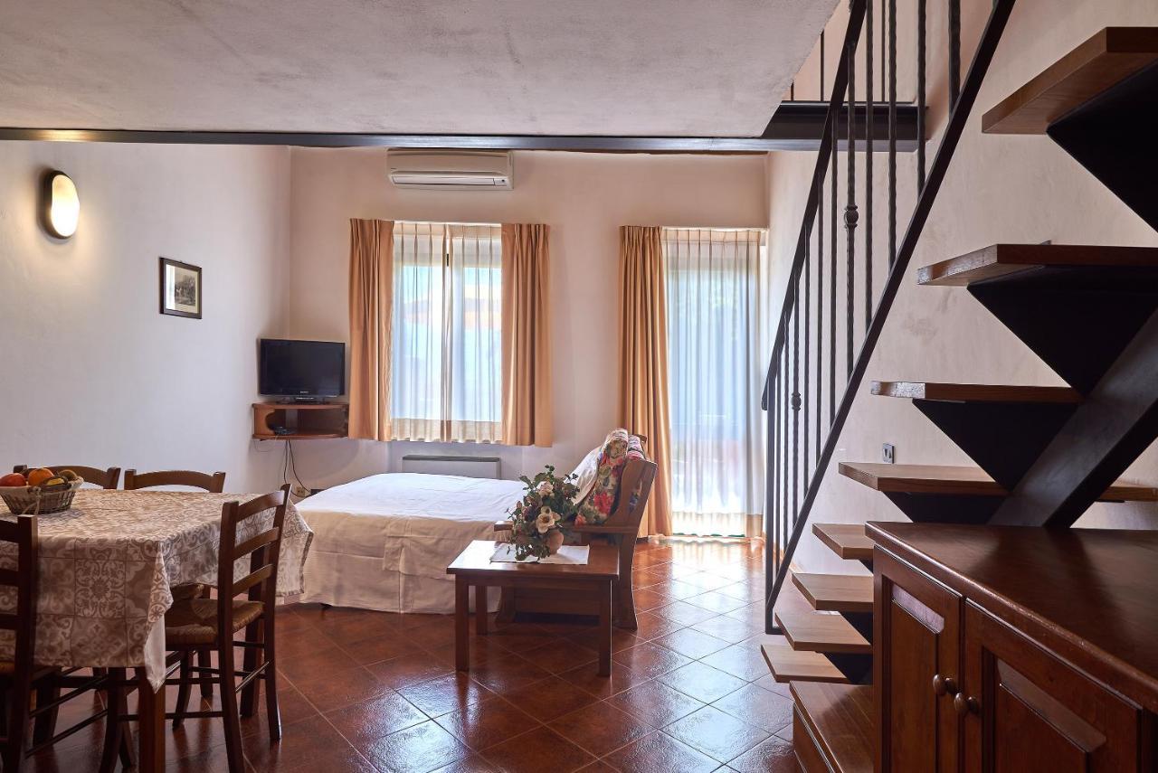 Casanova - Family Apartments Residence Сан-Куйрико-д'Орча Экстерьер фото